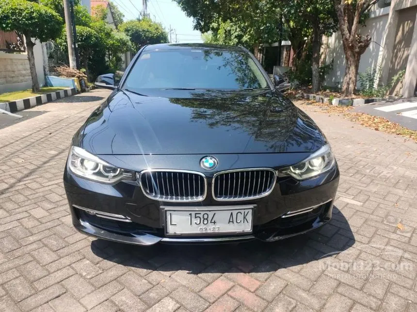 2013 BMW 320i Sport Sedan