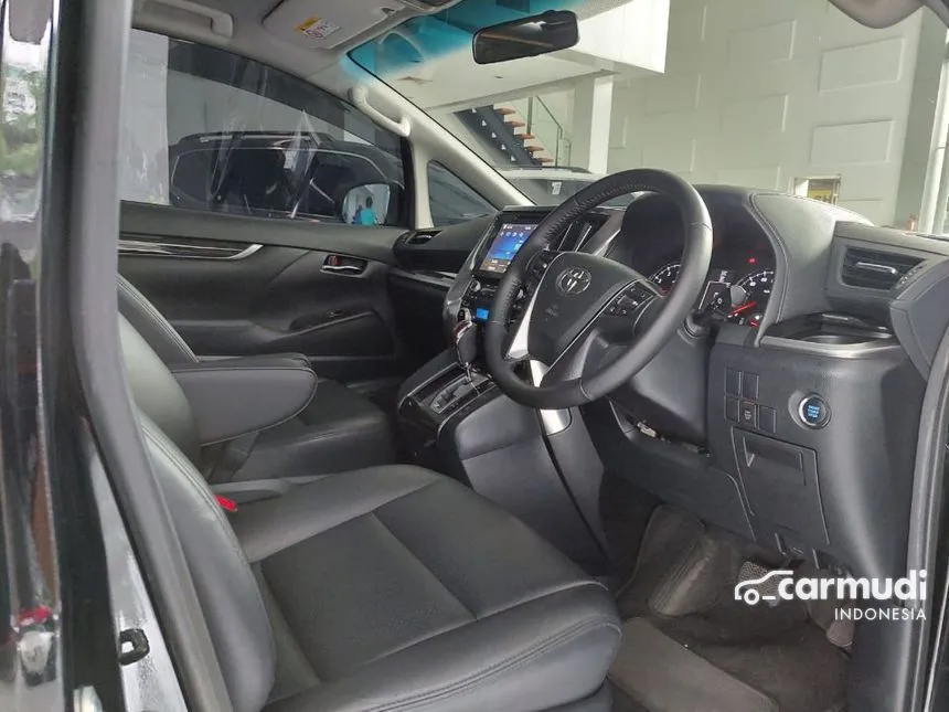 2015 Toyota Alphard S MPV