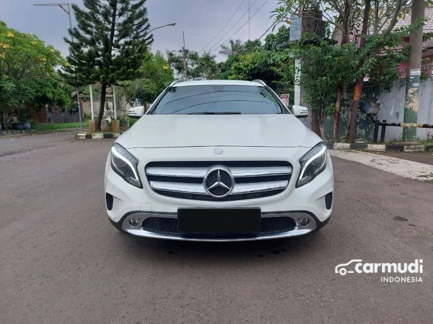 2015 Mercedes-Benz GLA200 Urban SUV