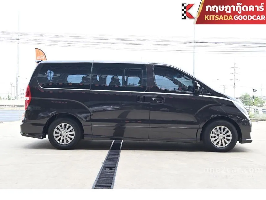2017 Hyundai H-1 Deluxe Van