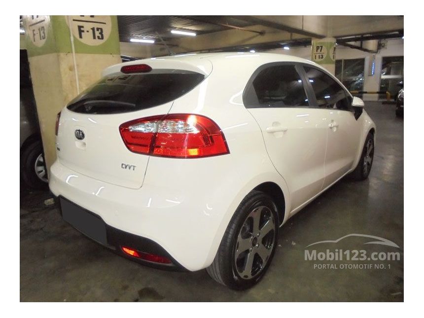 Jual Mobil KIA Rio 2014 UB 1.4 di DKI Jakarta Automatic 