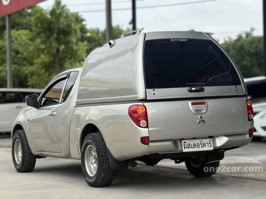 2006 Mitsubishi TRITON GLX Mega Cab Pickup