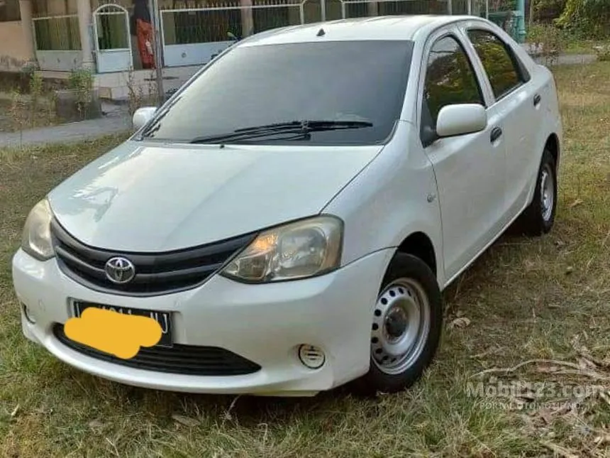 Jual Mobil Toyota Etios 2013 1.5 di Jawa Timur Manual Sedan Putih Rp 55.000.000