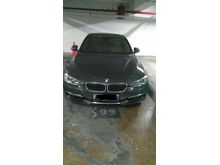 2012 BMW 335i 3.0 Luxury Sedan