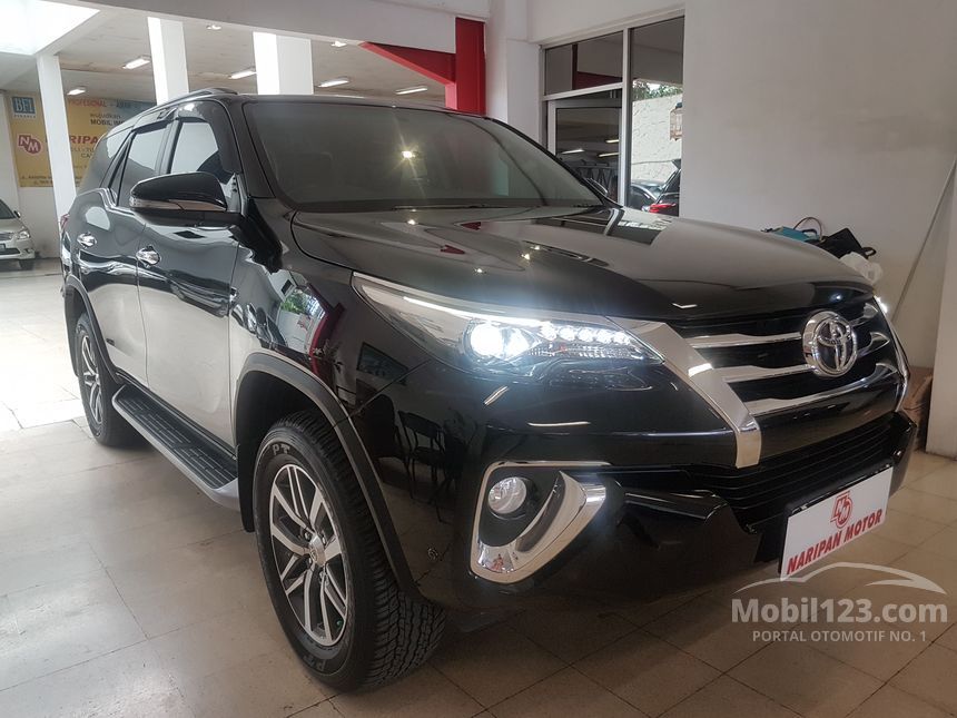 Jual Mobil Toyota Fortuner 2019 VRZ 2 4 di Jawa Barat 