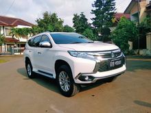 Mitsubishi Pajero Sport 2.5 Exceed SUV Thn. 2018 Putih KM 200 GRESS WANGI BARU
