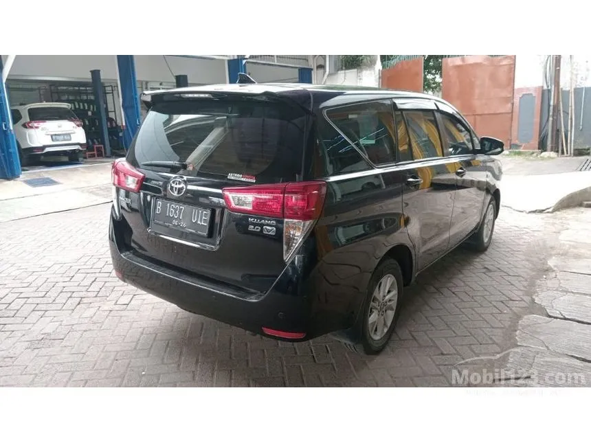 2016 Toyota Kijang Innova V MPV