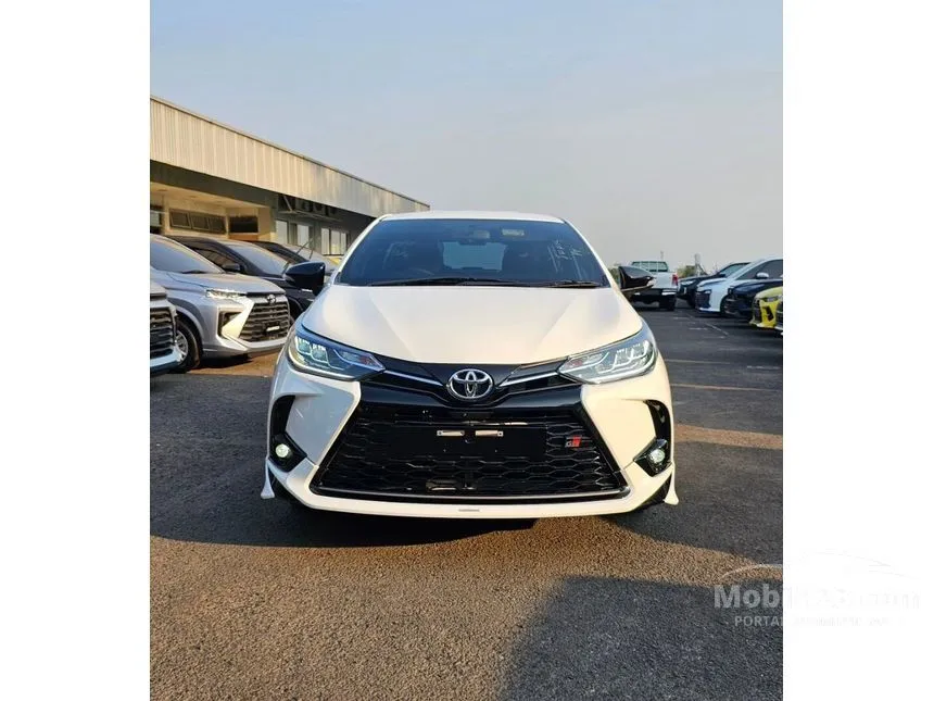 2024 Toyota Yaris S GR Sport Hatchback