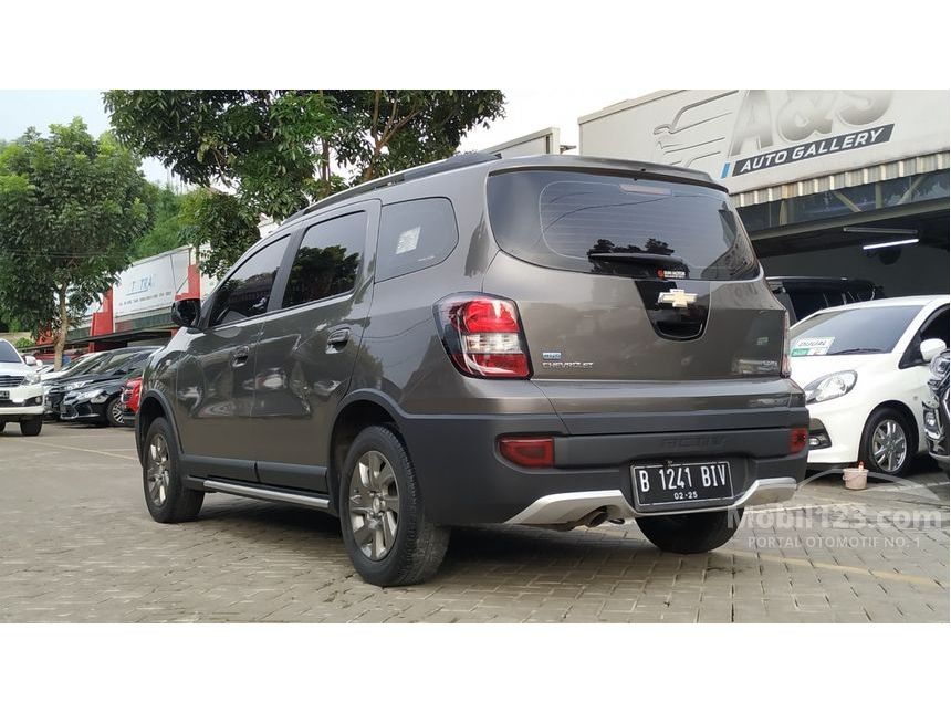 Jual Mobil Chevrolet Spin 2015 ACTIV 1.5 di DKI Jakarta ...