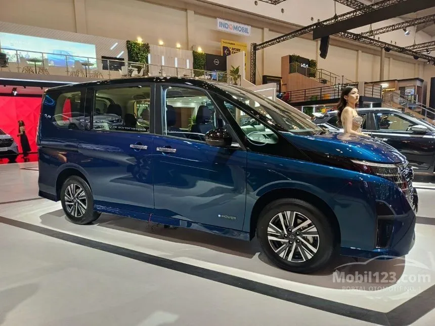 Jual Mobil Nissan Serena 2024 e