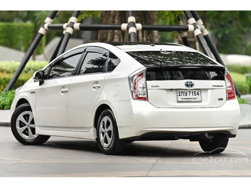 2014 Toyota Prius Hybrid Top option grade Hatchback
