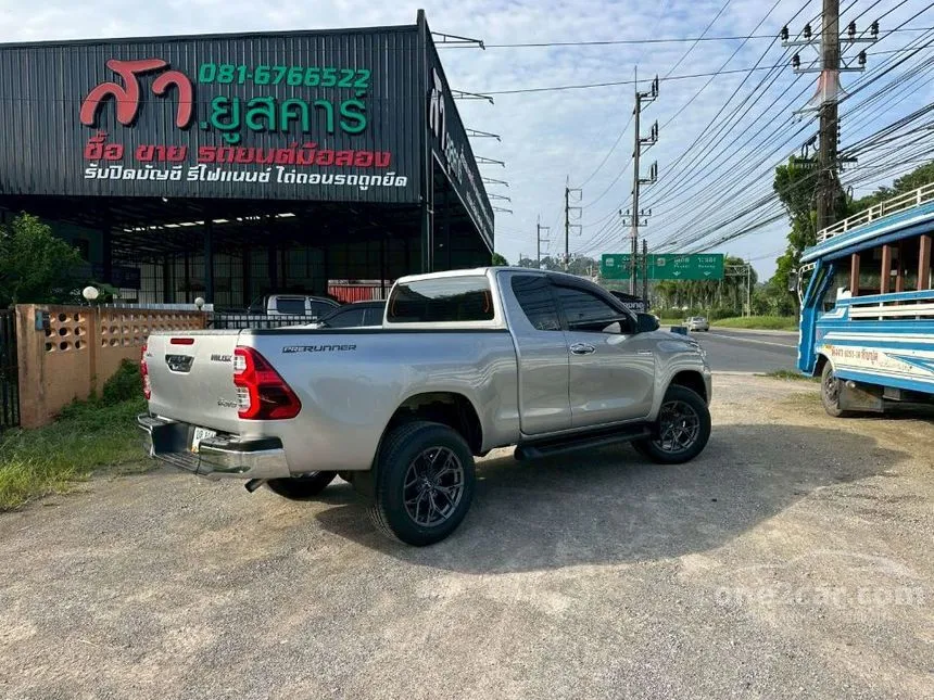 2021 Toyota HILUX REVO E Prerunner Smart Cab Pickup