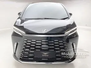 2025 Lexus LM 350h 2.5 7 Seater MPV