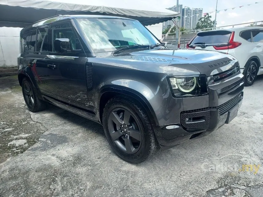 2022 Land Rover Defender 110 D300 SUV