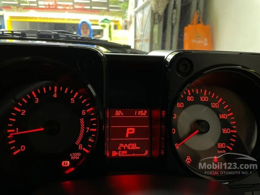 Jual Mobil Suzuki Jimny 2020 1.5 di Jawa Timur Automatic Wagon Hijau Rp