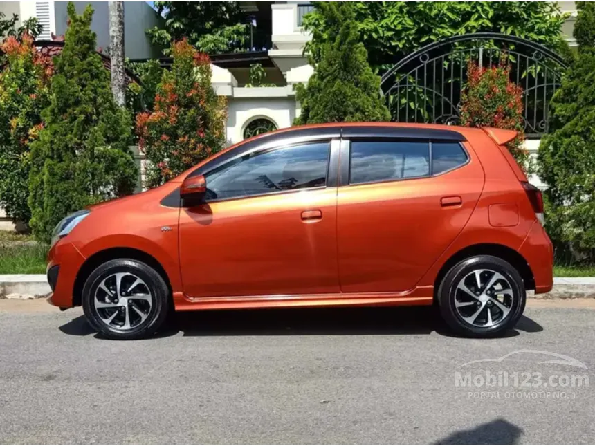 2018 Daihatsu Ayla R Hatchback