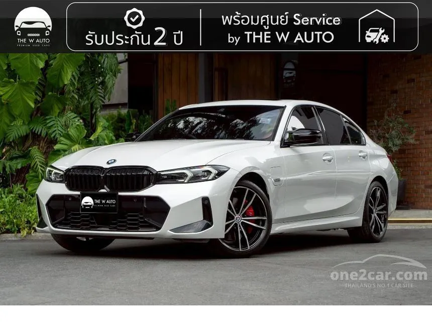 2023 BMW 330e M Sport Sedan