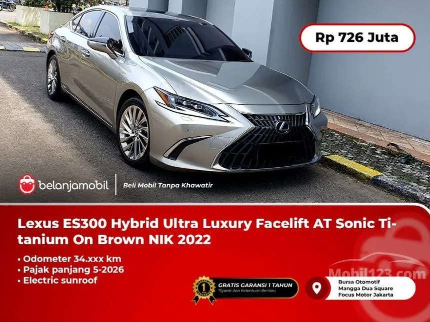 Jual Mobil Lexus ES 300h 2022 Ultra Luxury 2.5 di DKI Jakarta Automatic Sedan Abu