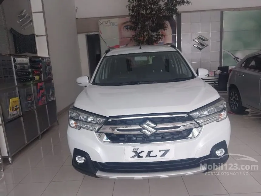 Jual Mobil Suzuki XL7 2024 Zeta 1.5 di Jawa Barat Automatic SUV Putih Rp 239.999.999