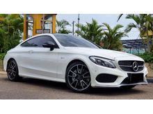 2017 Mercedes-Benz C43 AMG 3.0 AMG 4Matic Coupe CBU White On Black - LOW KM 10RIBUAN ASLI - COCOK UNTUK YANG CARI MOBIL MEWAH SPORTY DAN KM ANTIK
