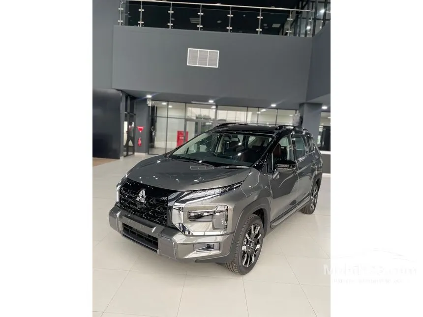 2026 Mitsubishi Xpander Cross Premium (Green Bronze Metallic Two Tone) MPV