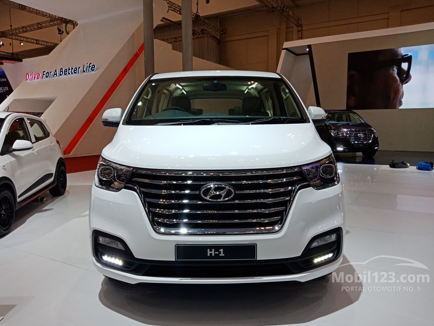 Jual Mobil Hyundai H-1 2020 Elegance 2.5 di DKI Jakarta Automatic MPV ...