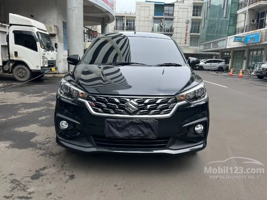 Jual Mobil Suzuki Ertiga 2023 GX Hybrid 1.5 di Jawa Barat Automatic MPV Hitam Rp 200.000.000
