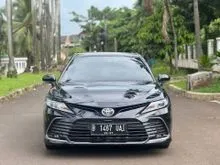 2022 Toyota Camry 2.5 V Sedan