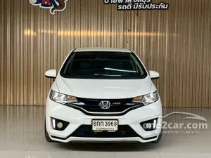 2016 Honda JAZZ 1.5 V Hatchback
