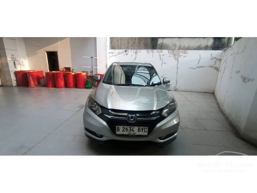 Jual Mobil Honda HR