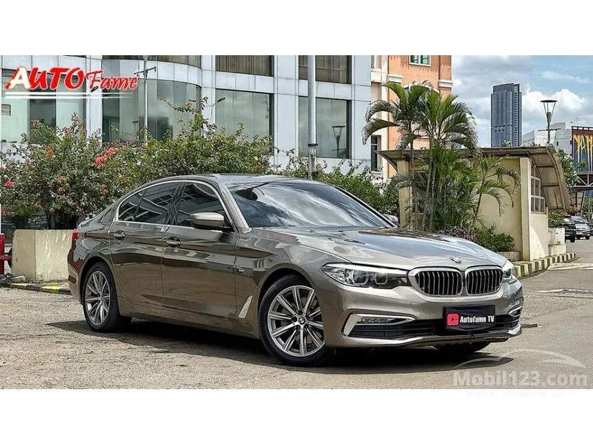 Jual Mobil BMW 520i 2018 Luxury 2.0 di DKI Jakarta Automatic Sedan Hitam Rp 550.000.000