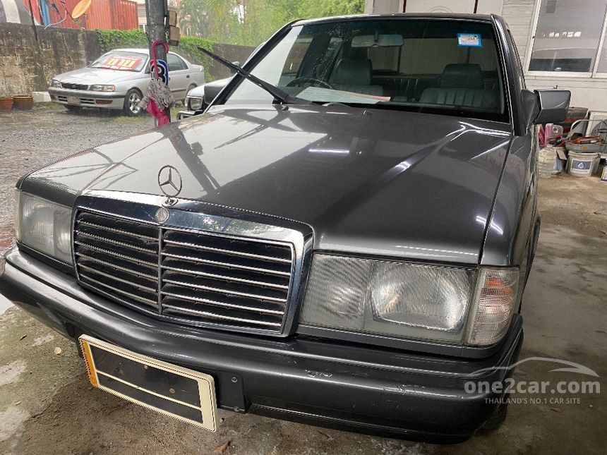1993 Mercedes-Benz 190E Sedan