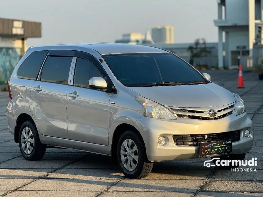 2012 Toyota Avanza E MPV