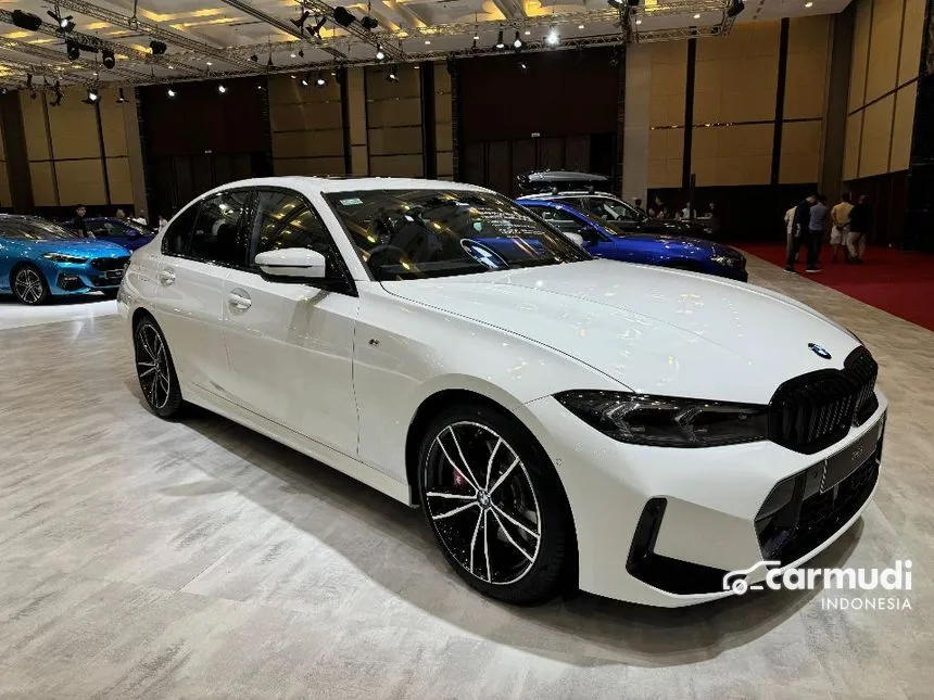 2025 BMW 330i M Sport Pro Sedan