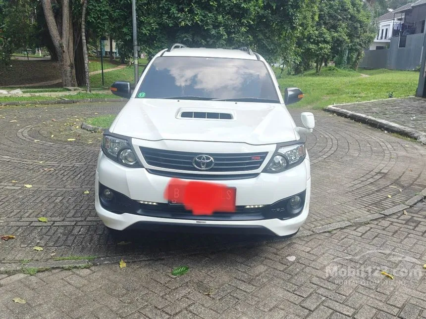 Jual Mobil Toyota Fortuner 2015 G TRD 2.5 di Banten Automatic SUV Putih Rp 330.000.000