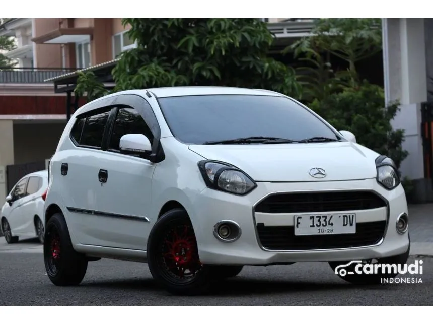Jual Mobil Daihatsu Ayla 2013 X 1.0 di Jawa Barat Automatic Hatchback Putih Rp 80.000.000