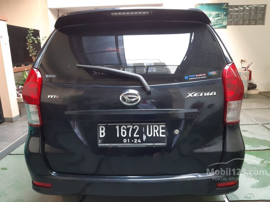 Jual Mobil  Daihatsu Xenia 2014 M DLX 1 0 di Banten Manual 