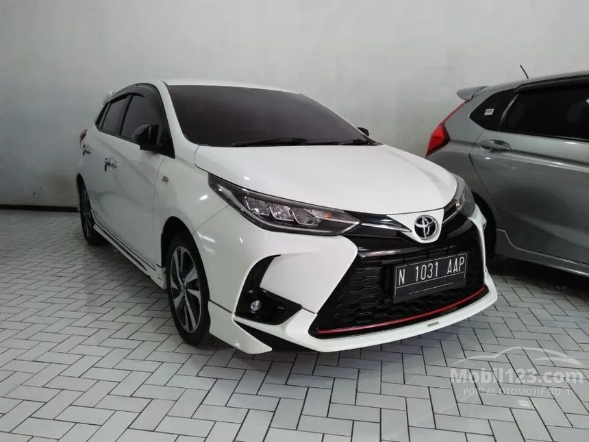 Jual Mobil Toyota Yaris 2021 TRD Sportivo 1.5 di Jawa Timur Automatic Hatchback Putih Rp 245.000.000