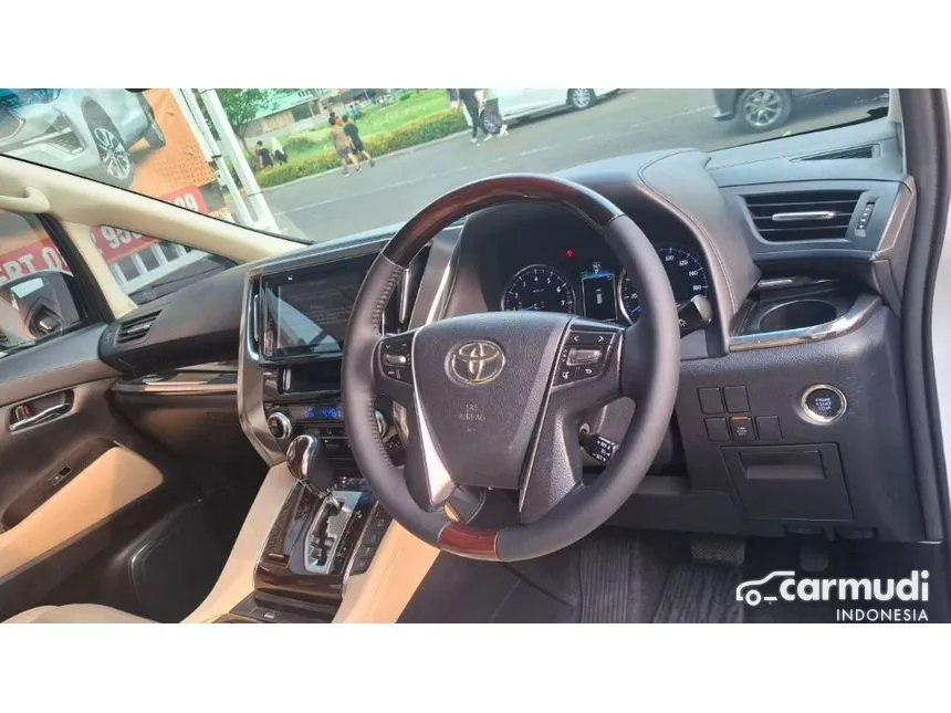 2016 Toyota Alphard G MPV