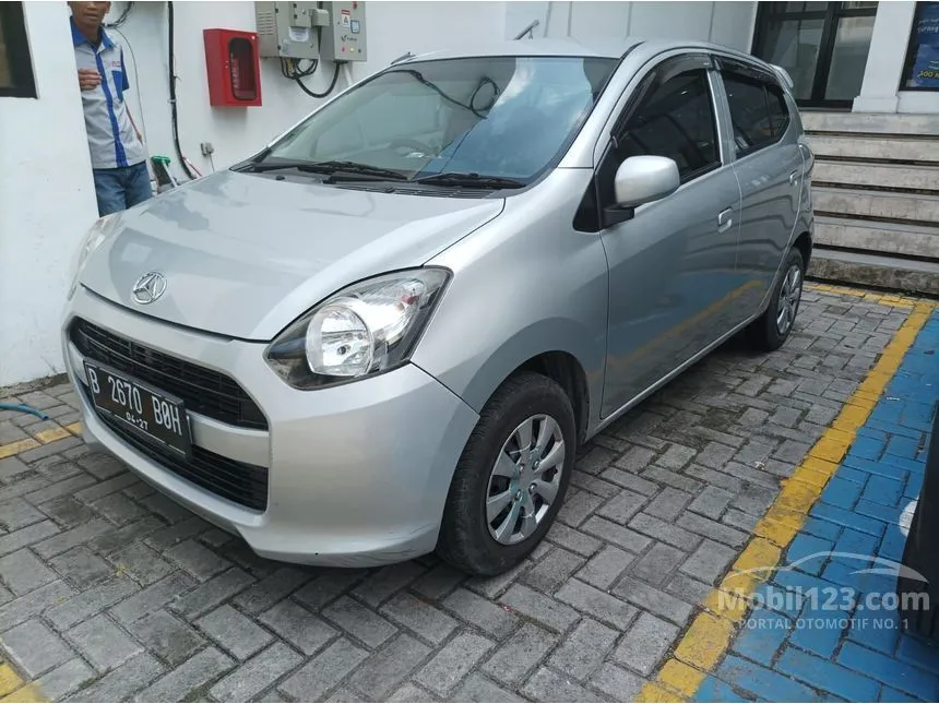 2017 Daihatsu Ayla M Hatchback