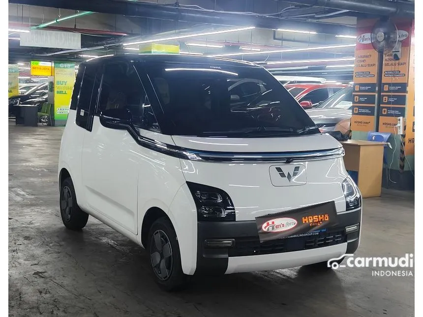 2023 Wuling Air EV Long Range + Charging Pile Hatchback