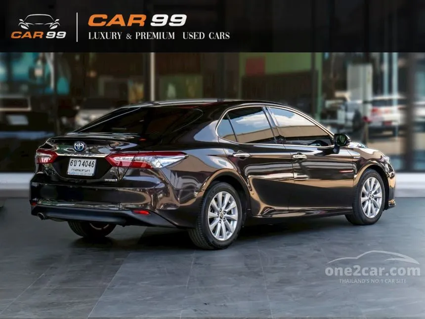 2019 Toyota CAMRY Hybrid Premium Sedan