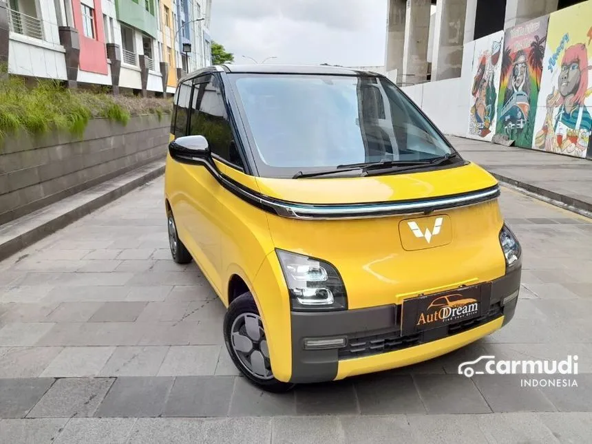 Jual Mobil Wuling EV 2023 Air ev Charging Pile Long Range di DKI Jakarta Automatic Hatchback Kuning Rp 214.000.000