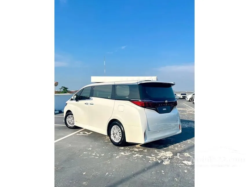 2026 Toyota Alphard XE HEV (Premium Color) MPV