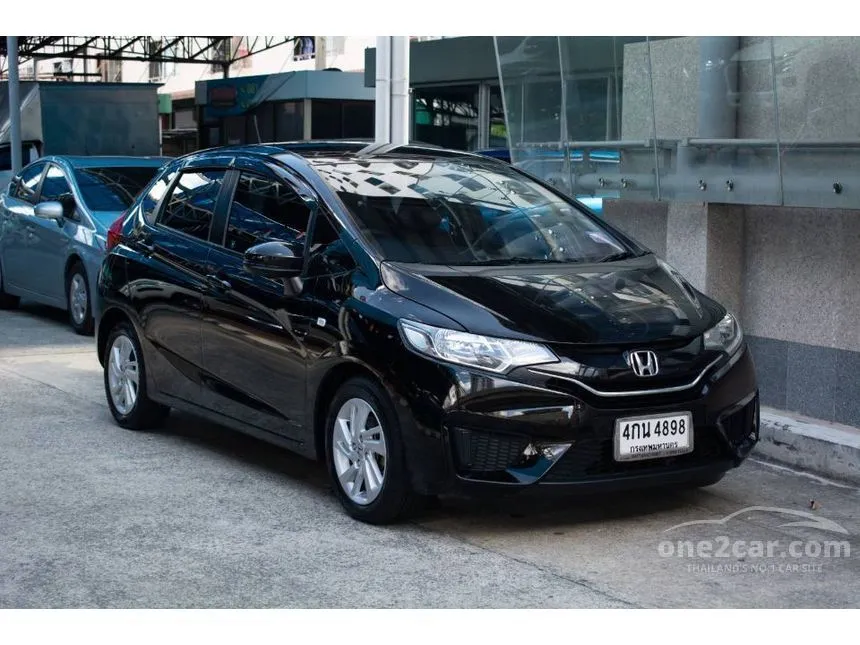 2015 Honda JAZZ V Hatchback