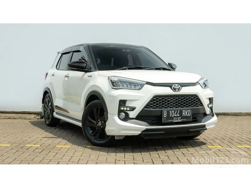 Jual Mobil Toyota Raize 2022 GR Sport TSS 1.0 di Jawa Barat Automatic Wagon Putih Rp 236.000.000