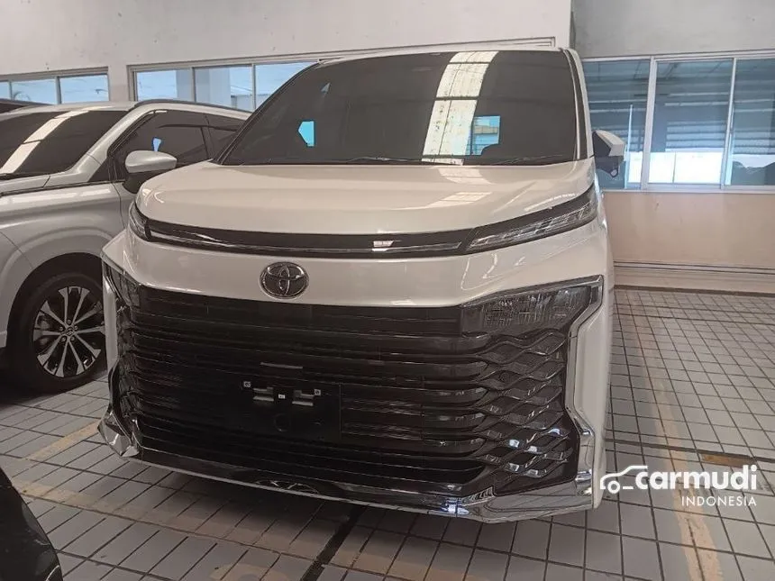 Jual Mobil Toyota Voxy 2024 2.0 di DKI Jakarta Automatic Van Wagon Putih Rp 610.000.000
