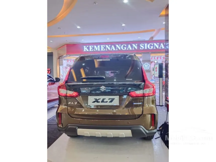 Jual Mobil Suzuki XL7 2024 BETA Hybrid 1.5 di Banten Manual Wagon Lainnya Rp 220.000.000