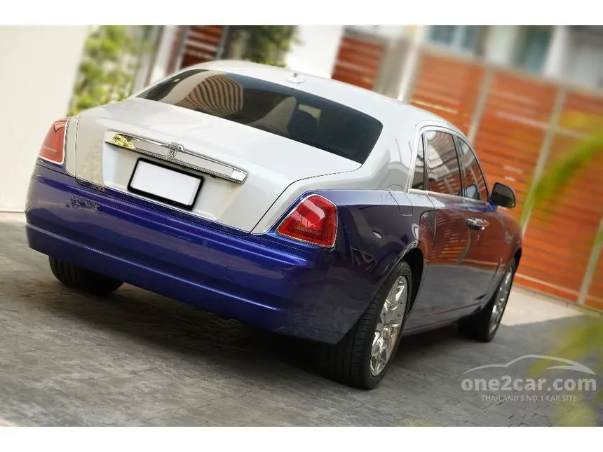 2017 Rolls-Royce GHOST Sedan