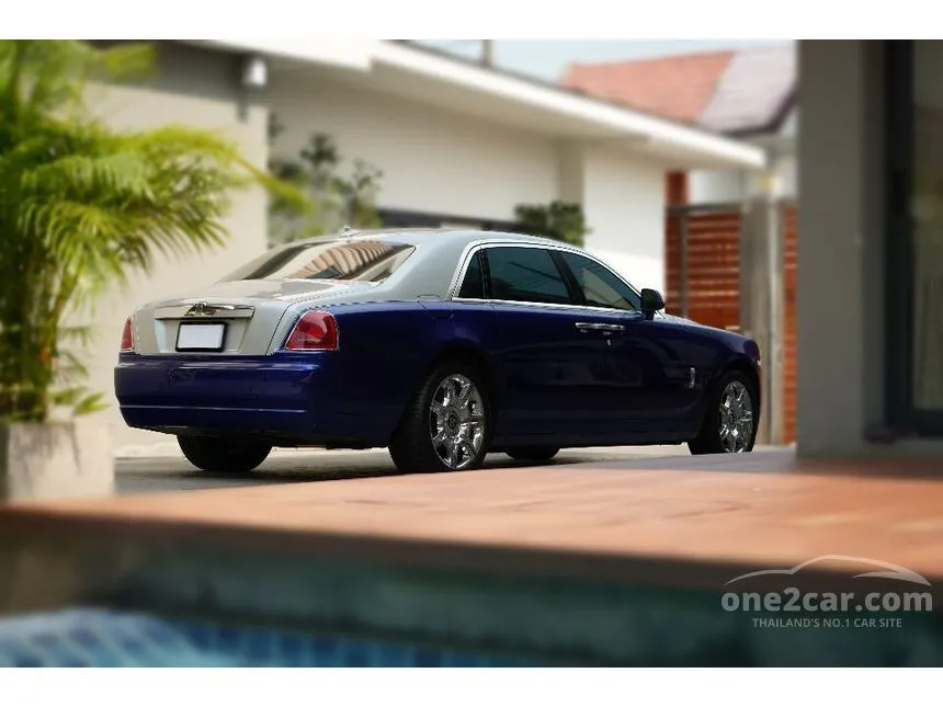 2017 Rolls-Royce GHOST Sedan